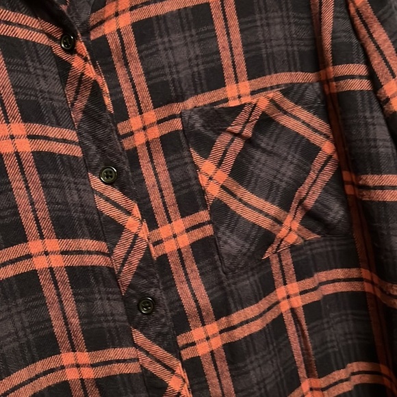 Rails Hunter Navy Mauve Button Down Shirt - Picture 4 of 10